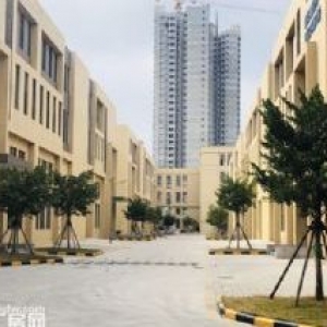 2500平方全新厂房转让 【49年产权】Q