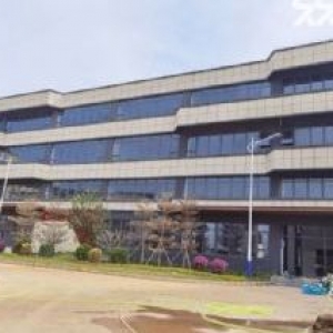 独栋8.1米层高可装行车厂房出售！