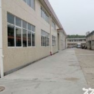 佛山三水乐平工业园区厂房出租，面积4800平方，周边各行业集