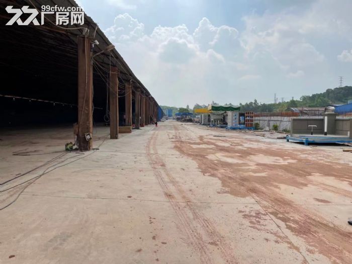 狮山小塘工业区面积实量，搭棚5300平方，空地3600平方出租。