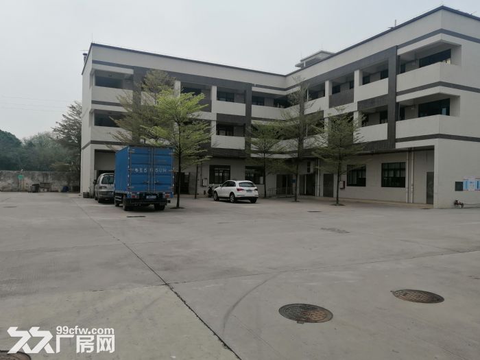 佛山三水乐平工业区，周边各行业集中， 厂房总面积5600平方