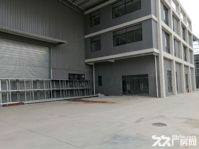 佛山三水乐平工业园区单层标准厂房出租，厂房面积3200平方！层高11米